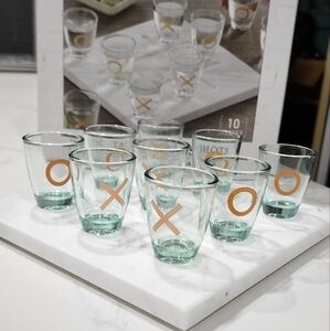 NIB Marble And Glasss Tic Tac Toe Shot Game - White